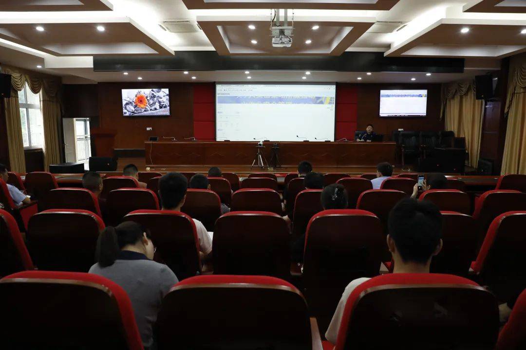 黔江消防組織召開人員密集場所動火作業(yè)和建筑保溫材料專項整治工作系統(tǒng)培訓會:保溫材料